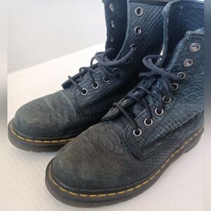 Dr. Martens Black Lace-Up Boots Size 6 Woman